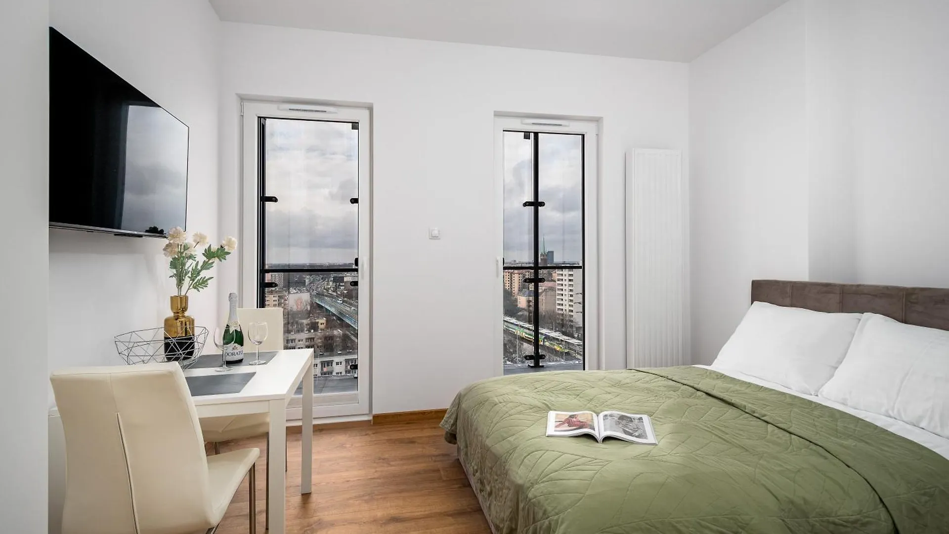 Apartamenty 24H Kasprzaka وارسو بولندا