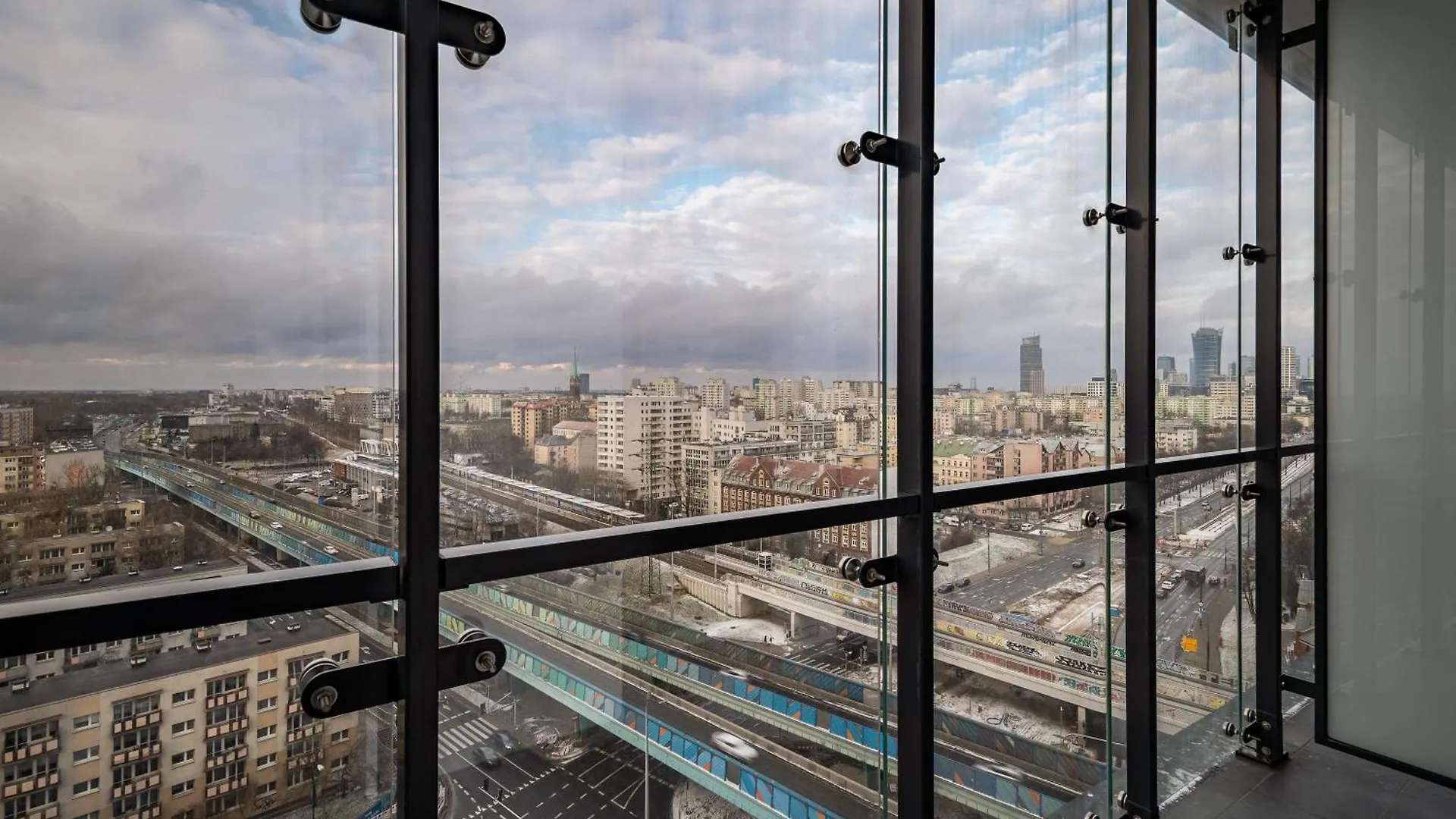 Apartamenty 24H Kasprzaka وارسو 0*,